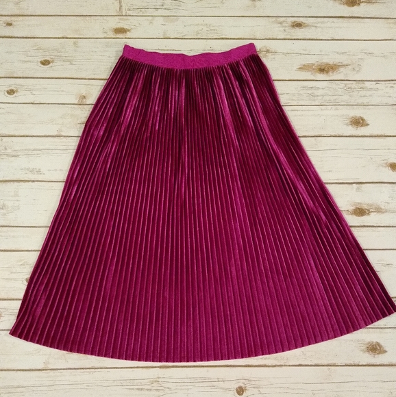Zara Hot Pink Faux Velvet Accordion Pleated MIDI Skirt Small - Picture 9 of 9